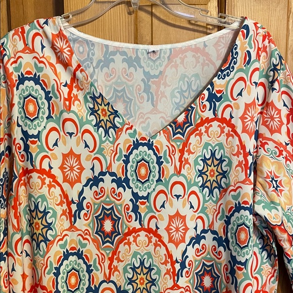Colorful Patterned Women's Top - Picture 2 of 3